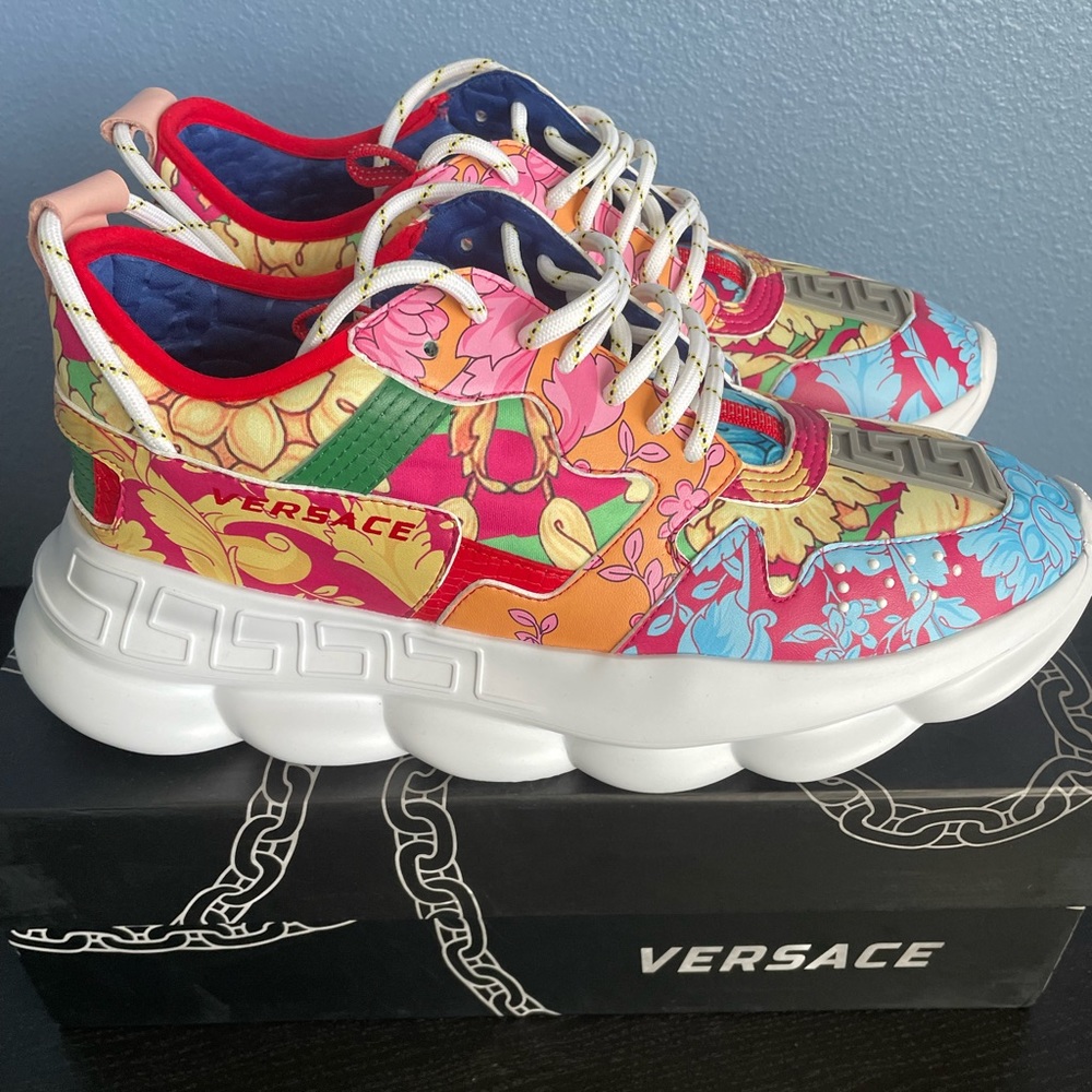 *New* Versace Chain Reaction